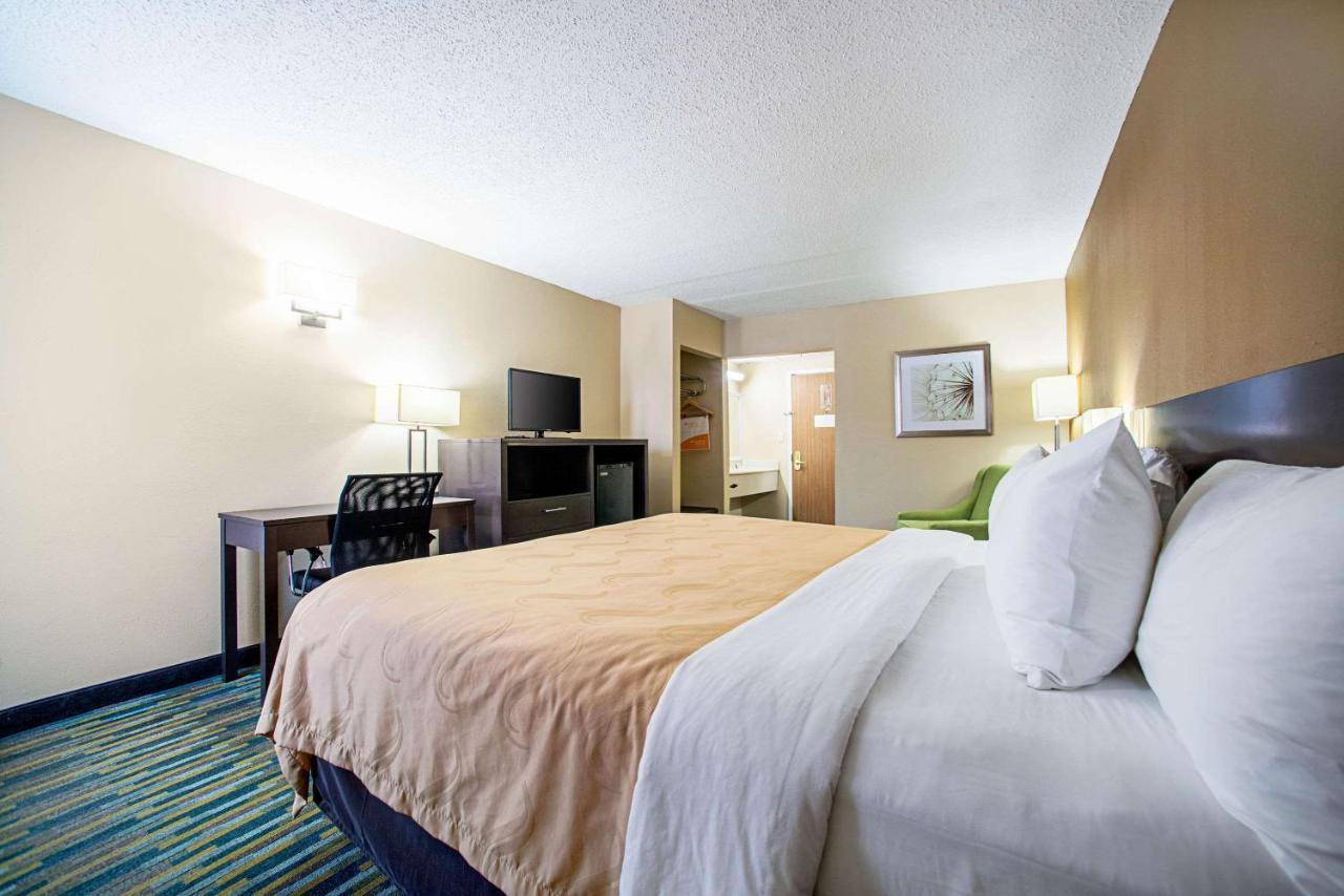 Quality Inn Near Six Flags St. Louis Pacific Exteriör bild