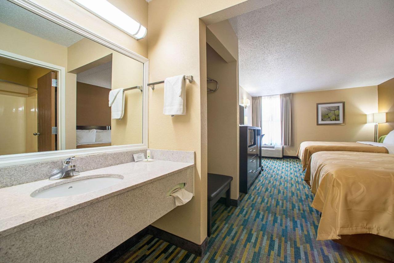 Quality Inn Near Six Flags St. Louis Pacific Exteriör bild