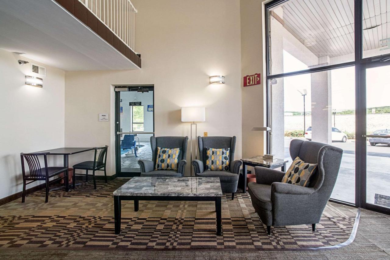 Quality Inn Near Six Flags St. Louis Pacific Exteriör bild
